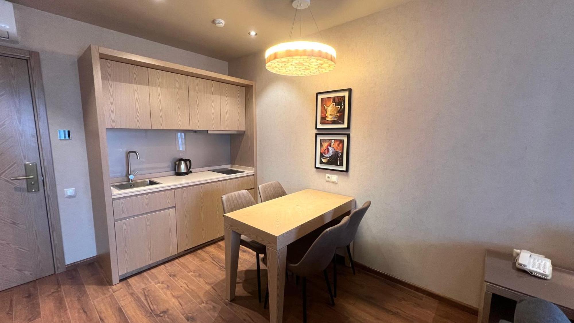 Luxury Oasis Apartment Chakvi Room photo